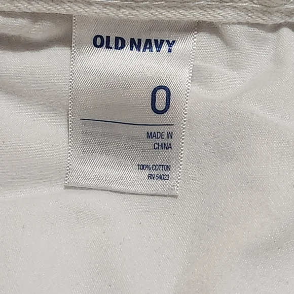 EUC Old Navy jean shorts - Picture 7 of 7